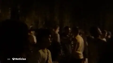 Aglomeraciones en diferentes ciudades españolas a pesar del aumento de contagios: "Socializando todos" Aglomeraciones en diferentes ciudades españolas a pesar del aumento de contagios: "Socializando todos"