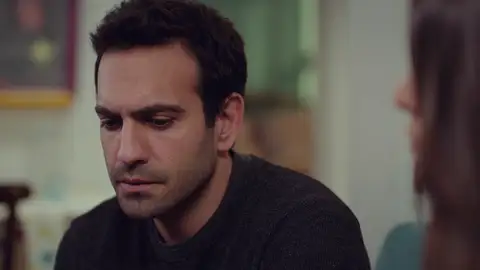 La indirecta de Candan levanta las sospechas de Demir La indirecta de Candan levanta las sospechas de Demir