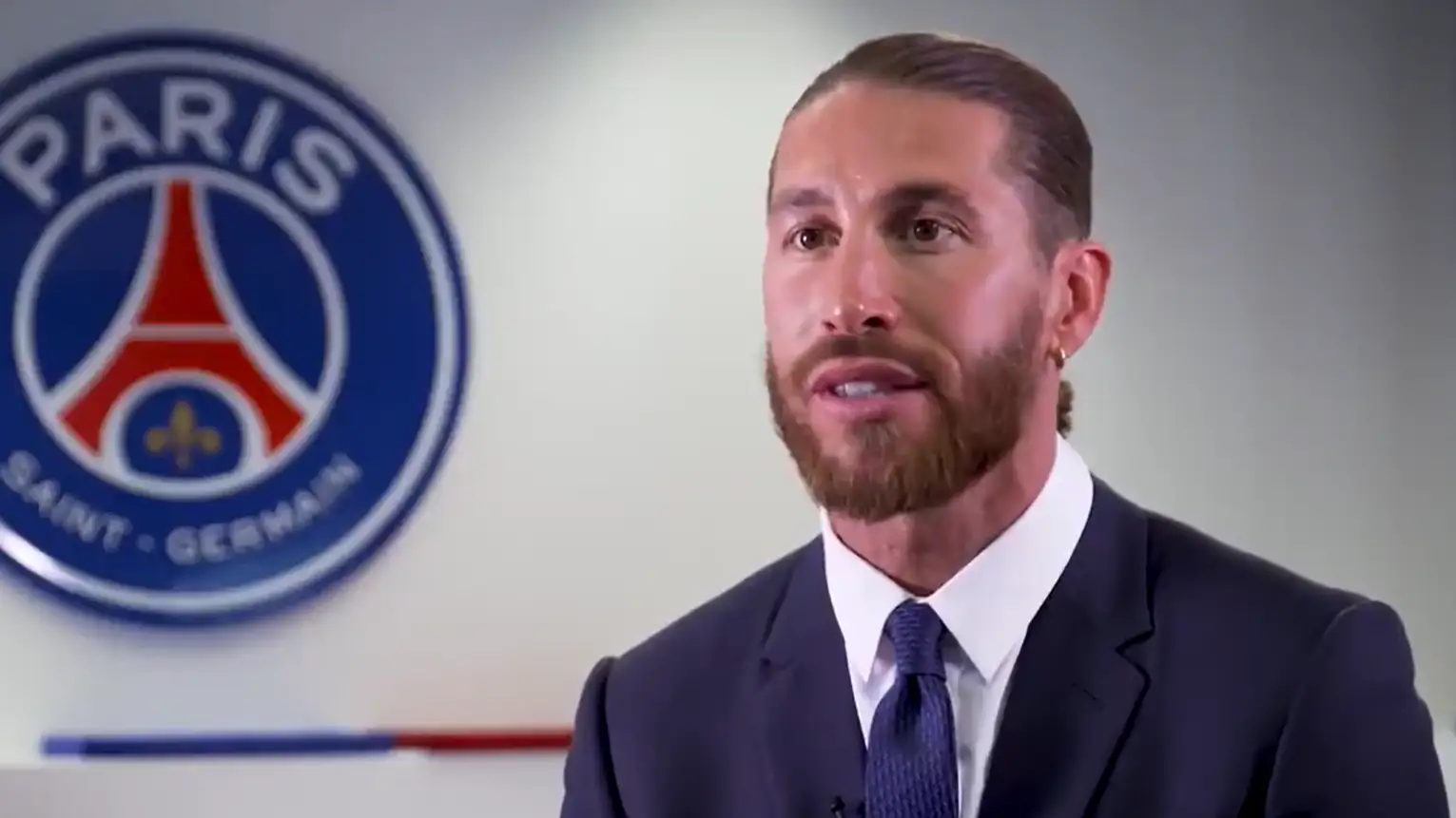 Sergio Ramos quiere la Champions League con el PSG: "Es un sueño, podemos ser un matrimonio perfecto" Sergio Ramos quiere la Champions League con el PSG: "Es un sueño, podemos ser un matrimonio perfecto"