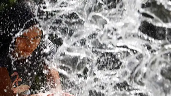 Contin&uacute;a la ola de calor