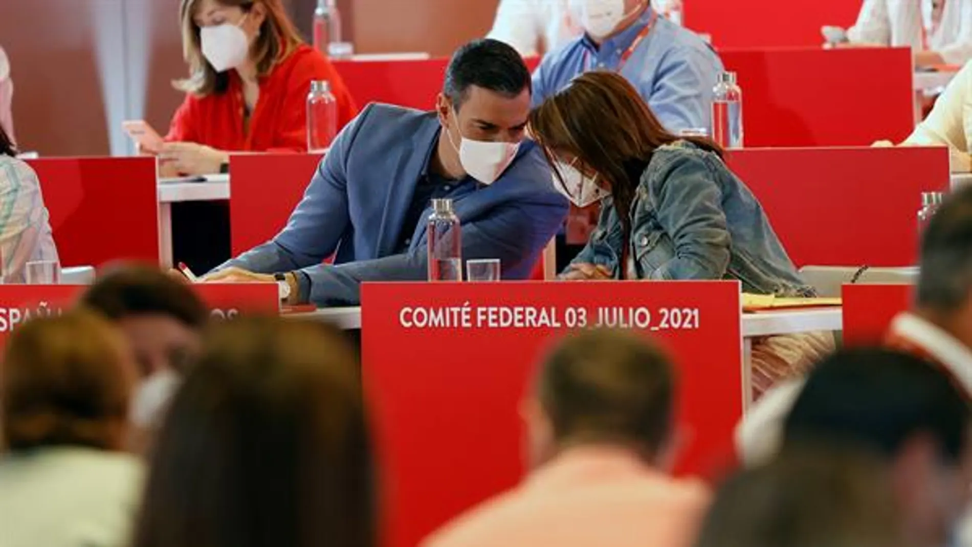 Adriana Lastra junto a Pedro Sánchez en el congreso Federal del PSOE