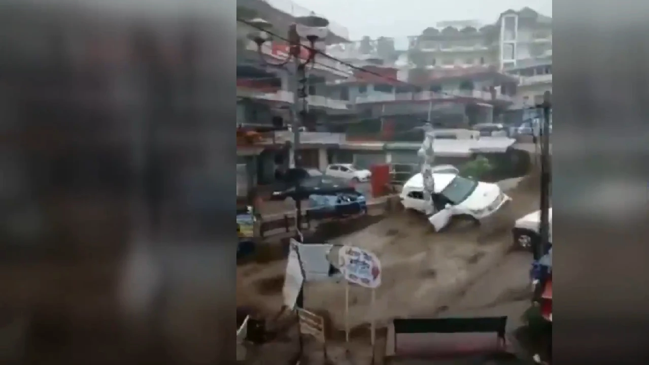 Las inundaciones provocan grandes da&ntilde;os en la India