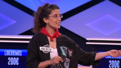 Ana Belén rinde homenaje a las fiestas de Teruel vestida con su traje regional en ‘¡Boom!’
