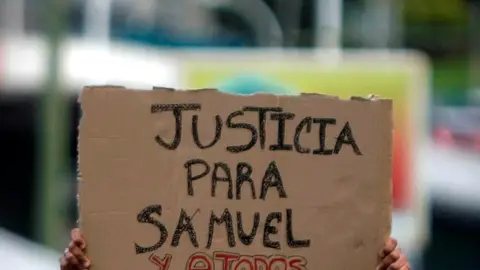 La jueza levanta el secreto de sumario de la investigación del crimen de Samuel Luiz La jueza levanta el secreto de sumario de la investigación del crimen de Samuel Luiz