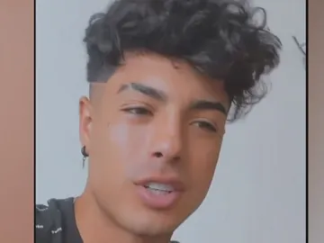 Críticas al tiktoker. Críticas al tiktoker.