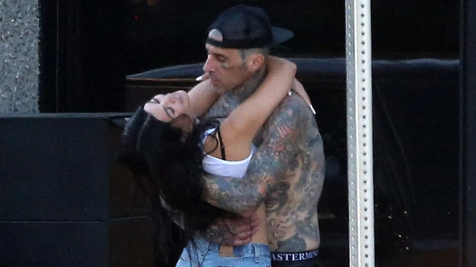 Kourtney Kardashian y su novio Travis Barker