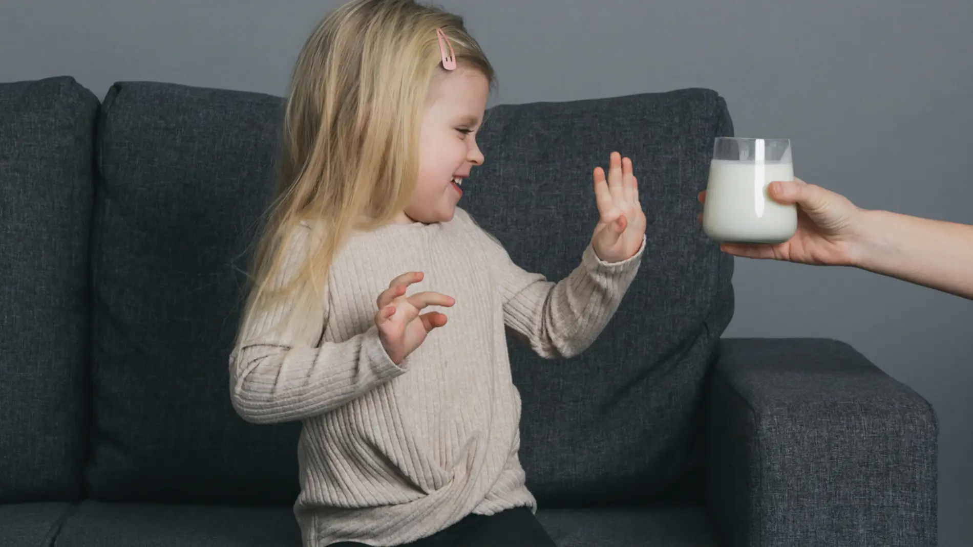 ¿Tu hijo toma poca leche? Descubre otros alimentos ricos en calcio