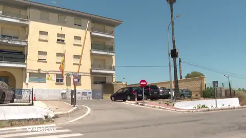 Detenida una mujer en Sevilla por apuñalar a su marido e intentar asfixiar a su bebé Detenida una mujer en Sevilla por apuñalar a su marido e intentar asfixiar a su bebé