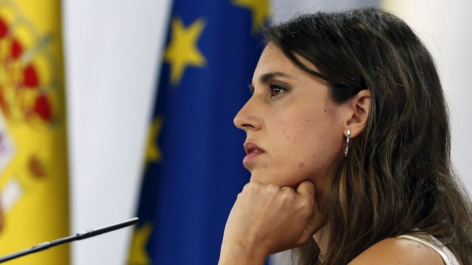 La asesora de Montero niega ante el juez haber hecho de niñera y asegura que sólo tuvo 