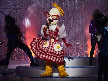 El Huevo saca su lado más tierno con ‘Nunca volverá’ en ‘Mask Singer’ El Huevo saca su lado más tierno con ‘Nunca volverá’ en ‘Mask Singer’