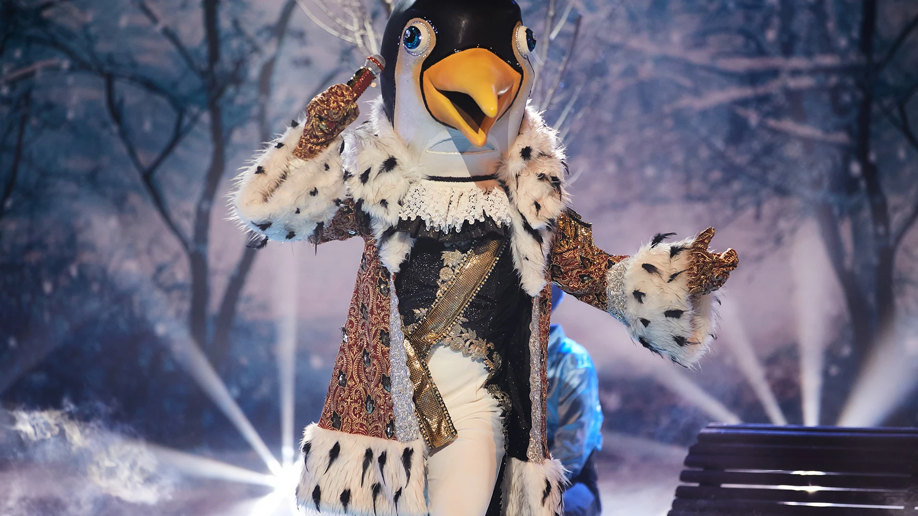 El Ping&uuml;ino conquista a los investigadores al cantar &lsquo;Hola mi amor&rsquo;