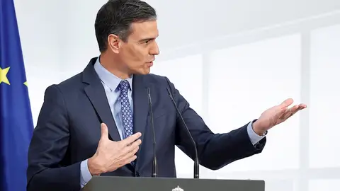 El presidente del Gobierno, Pedro Sánchez, interviene durante la presentación de la Carta de Derechos Digitales celebrada, este miércoles, en el Palacio de la Moncloa El presidente del Gobierno, Pedro Sánchez, interviene durante la presentación de la Carta de Derechos Digitales celebrada, este miércoles, en el Palacio de la Moncloa