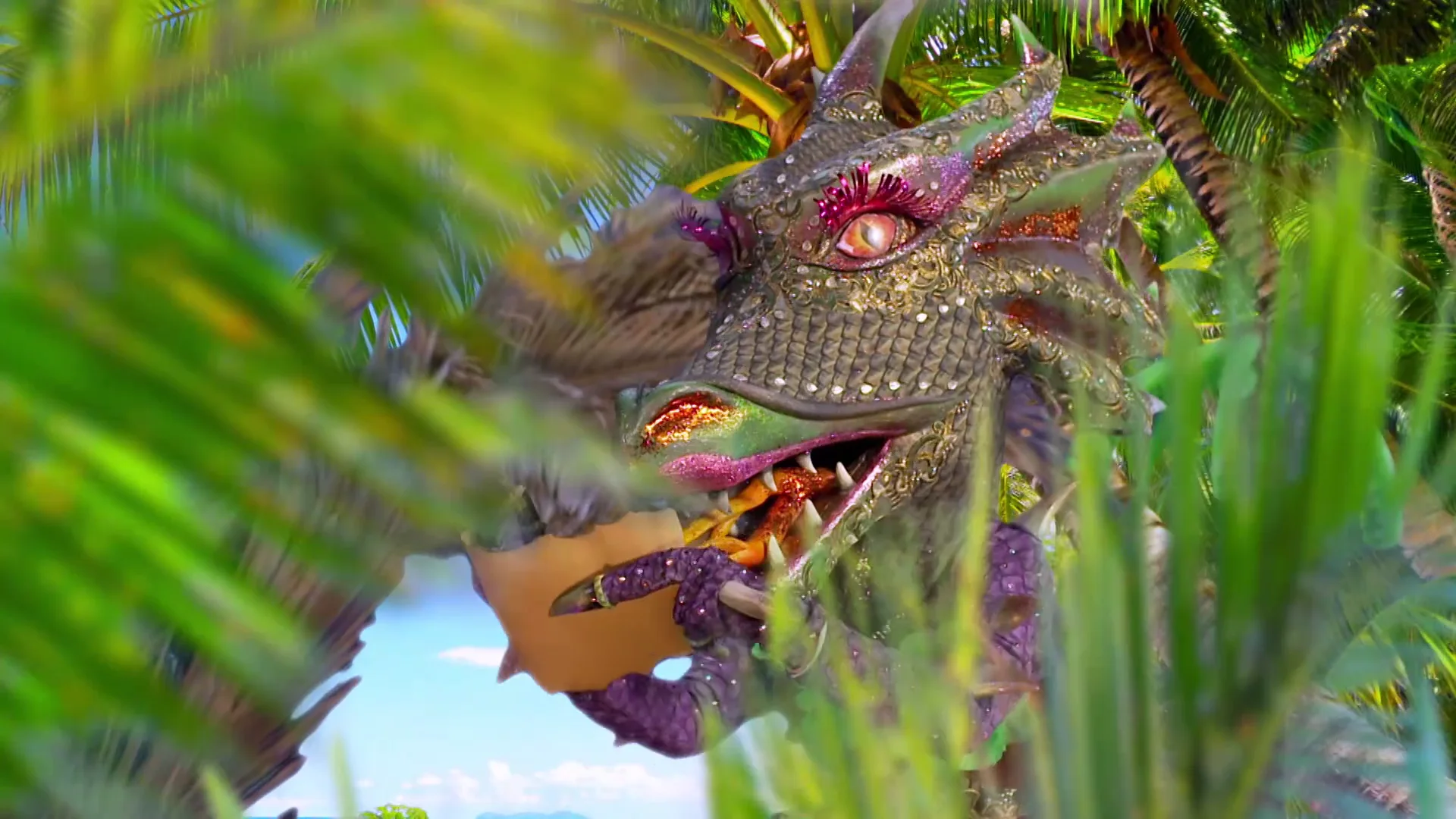 ¿Qué se llevaría Dragona a una isla desierta? ¡Lo confiesa en sus pistas! ¿Qué se llevaría Dragona a una isla desierta? ¡Lo confiesa en sus pistas!