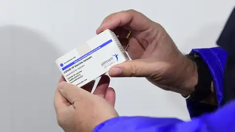 Portugal suspende un lote de vacunas Janssen mientras suben las hospitalizaciones Portugal suspende un lote de vacunas Janssen mientras suben las hospitalizaciones