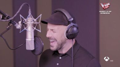Pepe Reina, sobre su primera experiencia en un estudio: “Hice una versión con la familia Flores”