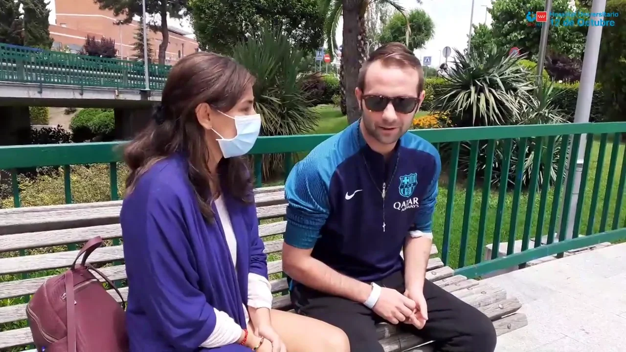 Un paciente celebra su 13 aniversario de boda ingresado en la UCI cardiológica del Hospital 12 de Octubre Un paciente celebra su 13 aniversario de boda ingresado en la UCI cardiológica del Hospital 12 de Octubre