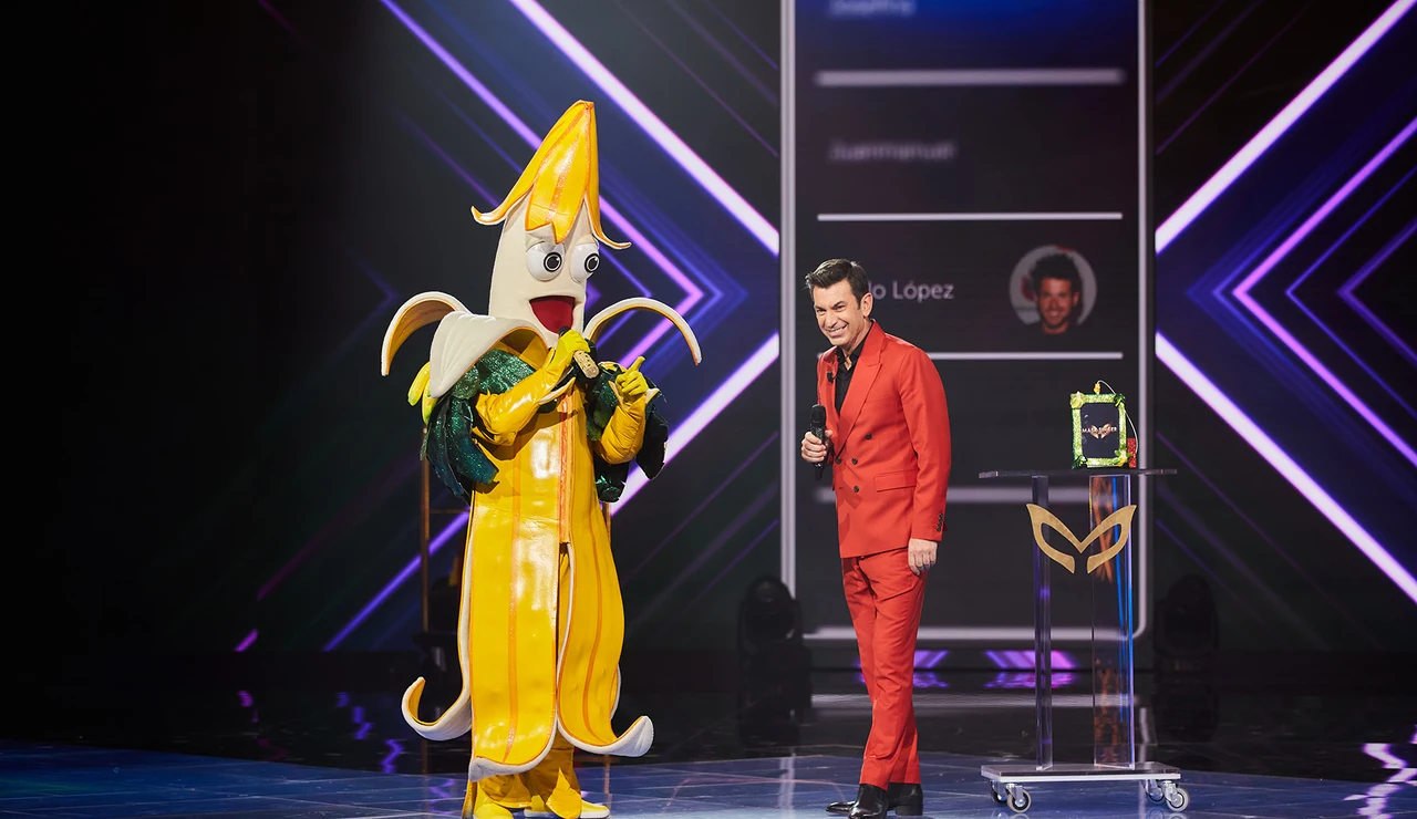 Javier Ambrossi, sobre la precisión de Plátano: “Estamos ante un cantante profesional”