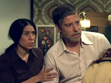 Anabel regresa a casa y siembra el pánico en Manolita y Marcelino Anabel regresa a casa y siembra el pánico en Manolita y Marcelino