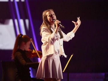 Marta Fernández canta ‘The way we were’ en la Semifinal de ‘La Voz Kids’