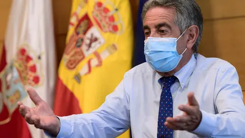 l presidente de Cantabria, Miguel Ángel Revilla l presidente de Cantabria, Miguel Ángel Revilla