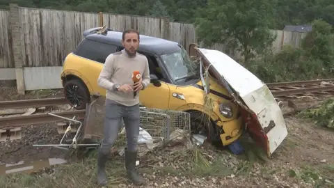 Guillermo Pascual en las inundaciones de Alemania Guillermo Pascual en las inundaciones de Alemania