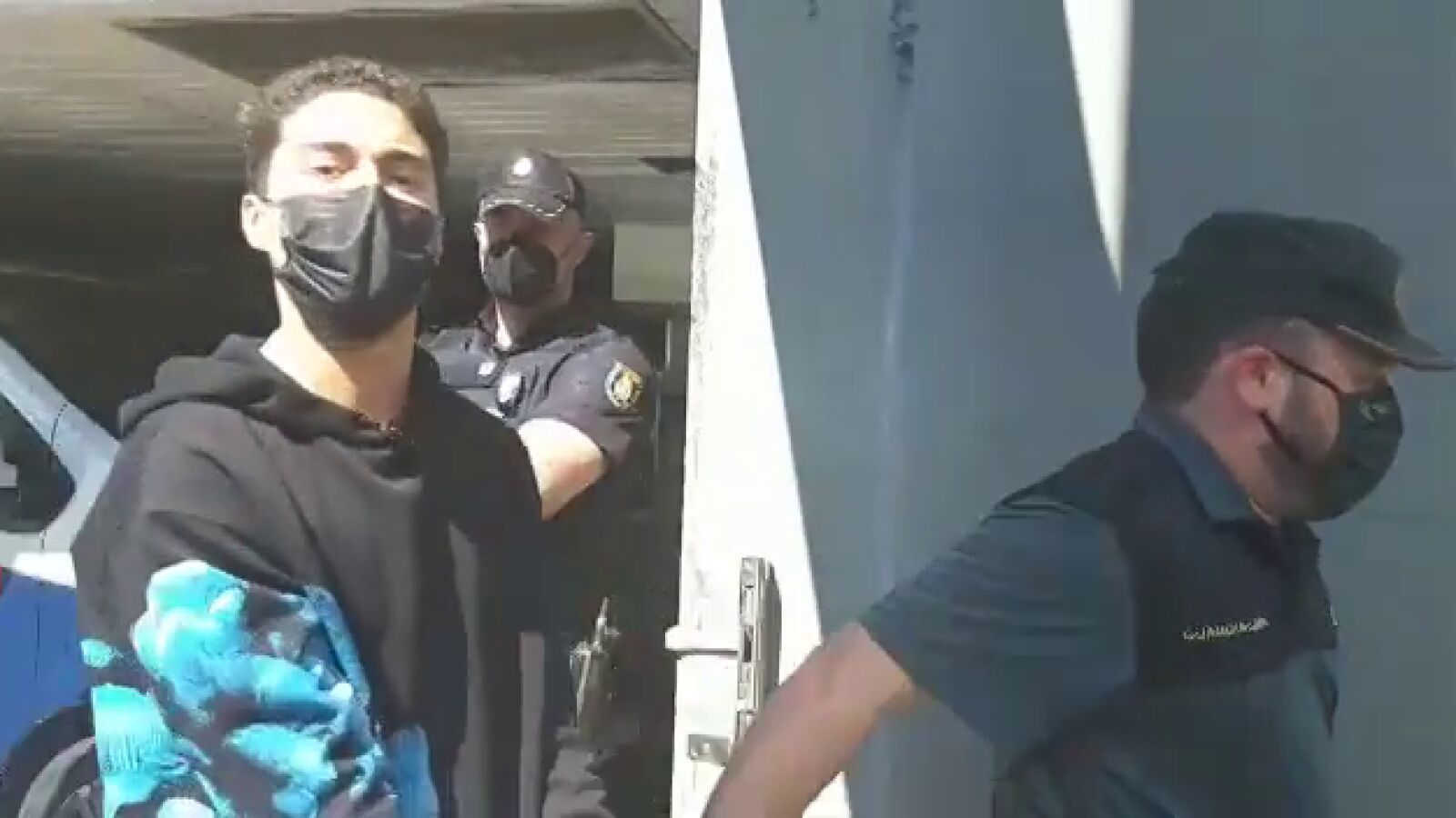 Uno de los detenidos por el asesinato de Samuel dice que es inocente a su salida de los juzgados