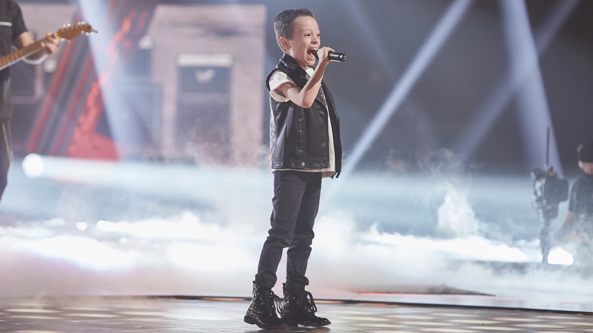 Jes&uacute;s del R&iacute;o canta &lsquo;Back in black&rsquo; en la Semifinal de &lsquo;La Voz Kids&rsquo;