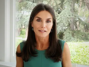 La Reina Letizia y la Princesa Leonor reciben la vacuna del coronavirus La Reina Letizia y la Princesa Leonor reciben la vacuna del coronavirus