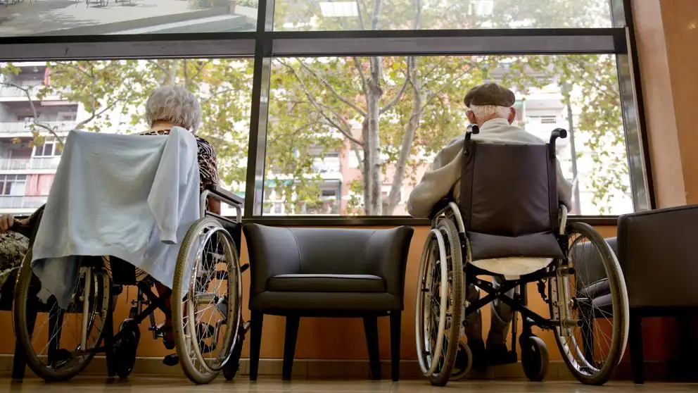 La patronal de las residencias pide la vacunación obligatoria del personal La patronal de las residencias pide la vacunación obligatoria del personal