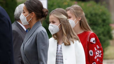 Ya están vacunadas: la reina Letizia y la princesa Leonor reciben la primera dosis