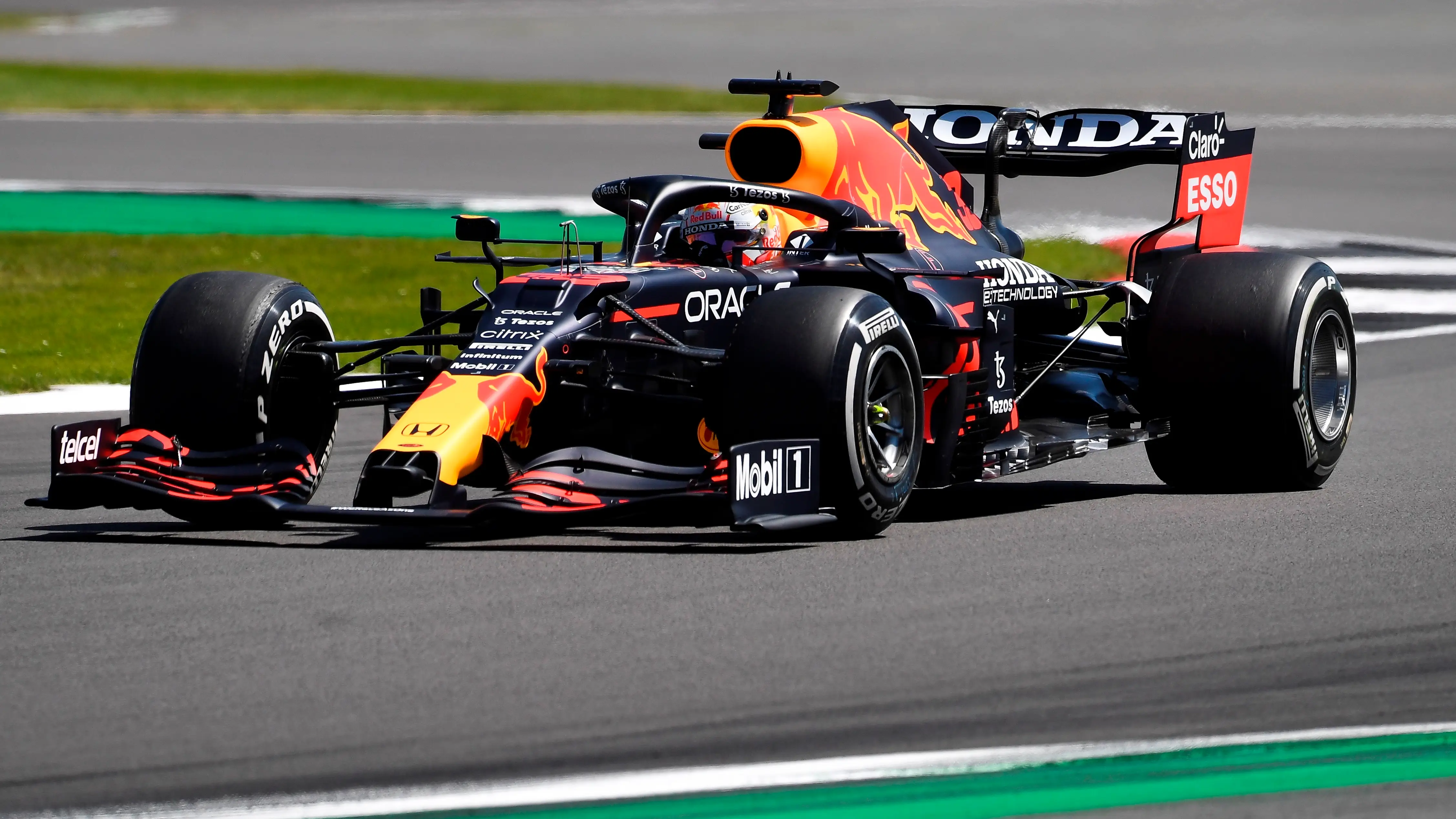Verstappen desespera a Hamilton en la primera carrera al sprint de la historia y Alonso se luce, 7&ordm;, Sainz 11&ordm;