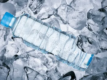 Botella de agua fría Botella de agua fría
