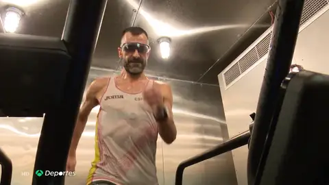 Así es la cámara de calor en la que entrena Jesús Ángel García Bragado para estar listo para los JJOO de Tokio Así es la cámara de calor en la que entrena Jesús Ángel García Bragado para estar listo para los JJOO de Tokio
