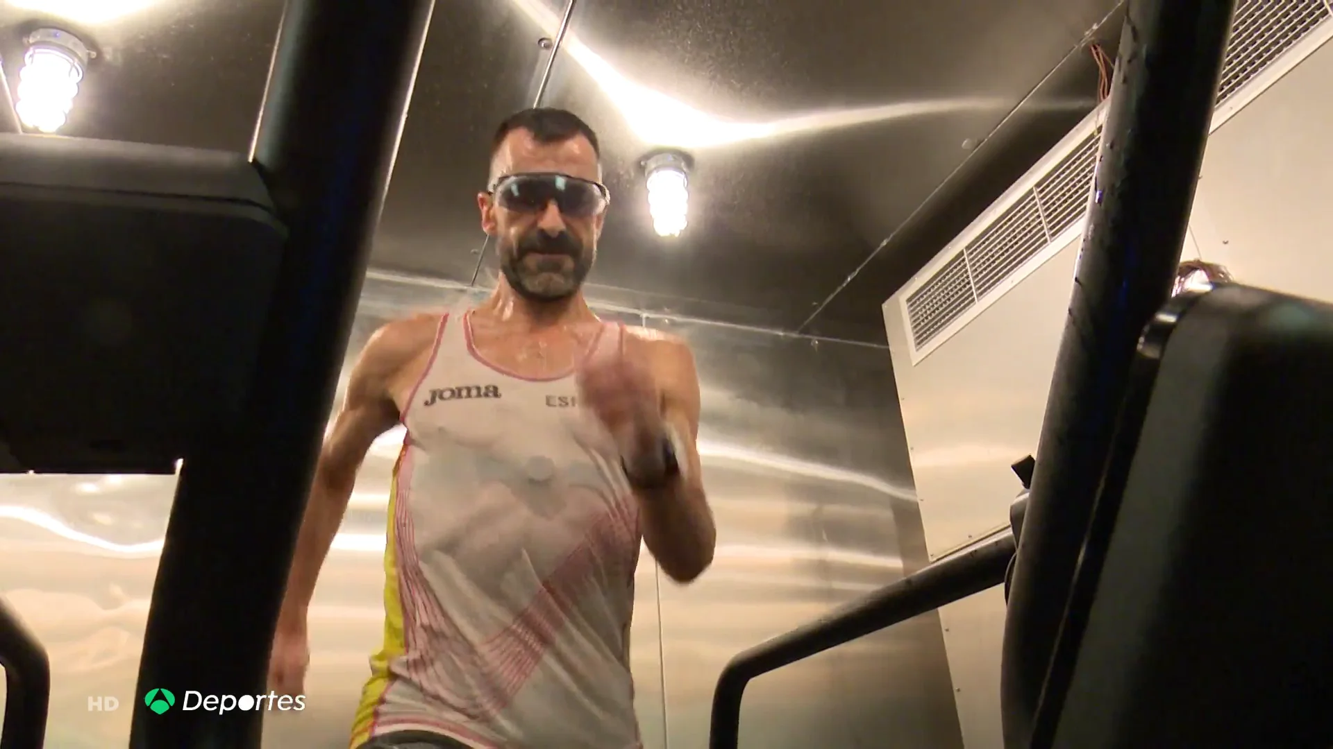 As&iacute; es la c&aacute;mara de calor en la que entrena Jes&uacute;s &Aacute;ngel Garc&iacute;a Bragado para estar listo para los JJOO de Tokio