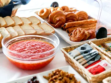 Estos son los alimentos con los que deberías ir con cuidado en los bufés libres Estos son los alimentos con los que deberías ir con cuidado en los bufés libres