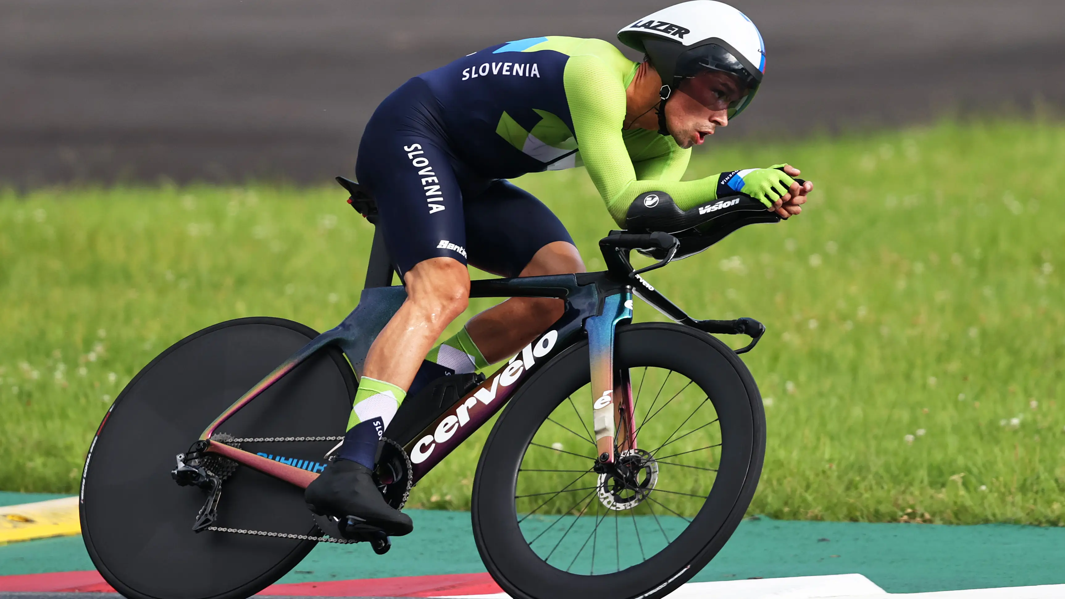 Primoz Roglic se lleva la medalla de oro en la crono de ciclismo de los Juegos Olímpicos Primoz Roglic se lleva la medalla de oro en la crono de ciclismo de los Juegos Olímpicos
