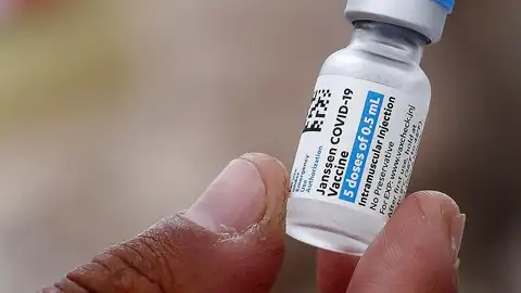 Estas son las cuatro excepciones por las que se puede inocular Janssen a menores de 40 años Estas son las cuatro excepciones por las que se puede inocular Janssen a menores de 40 años