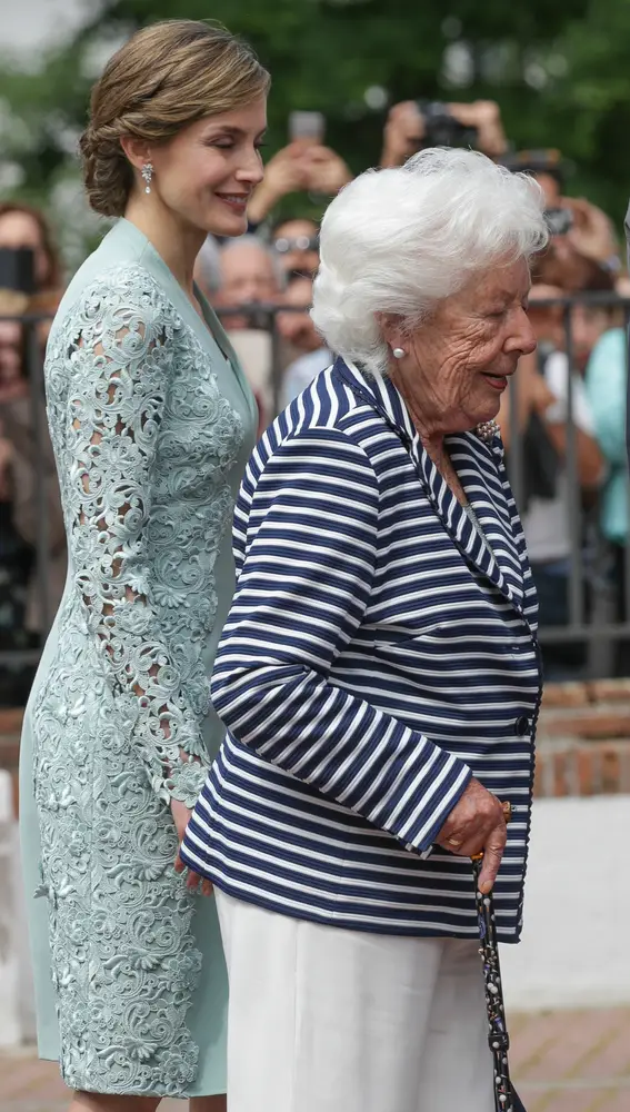 La reina Letizia y su abuela Menchu del Valle