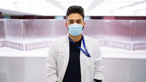 En la imagen, uno de los investigadores, el neurocirujano del Hospital Universitario Nuestra Señora de la Candelaria en Santa Cruz de Tenerife Jesús Martín-Fernández En la imagen, uno de los investigadores, el neurocirujano del Hospital Universitario Nuestra Señora de la Candelaria en Santa Cruz de Tenerife Jesús Martín-Fernández