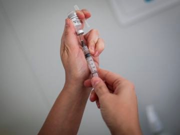 Cómo pedir ciSuspenden los ensayos en humanos de la vacuna española 