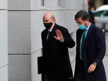 Procesado el exministro Jorge Fernández Díaz y archivada la causa contra Dolores de Cospedal en la 'operación Kitchen' Procesado el exministro Jorge Fernández Díaz y archivada la causa contra Dolores de Cospedal en la 'operación Kitchen'