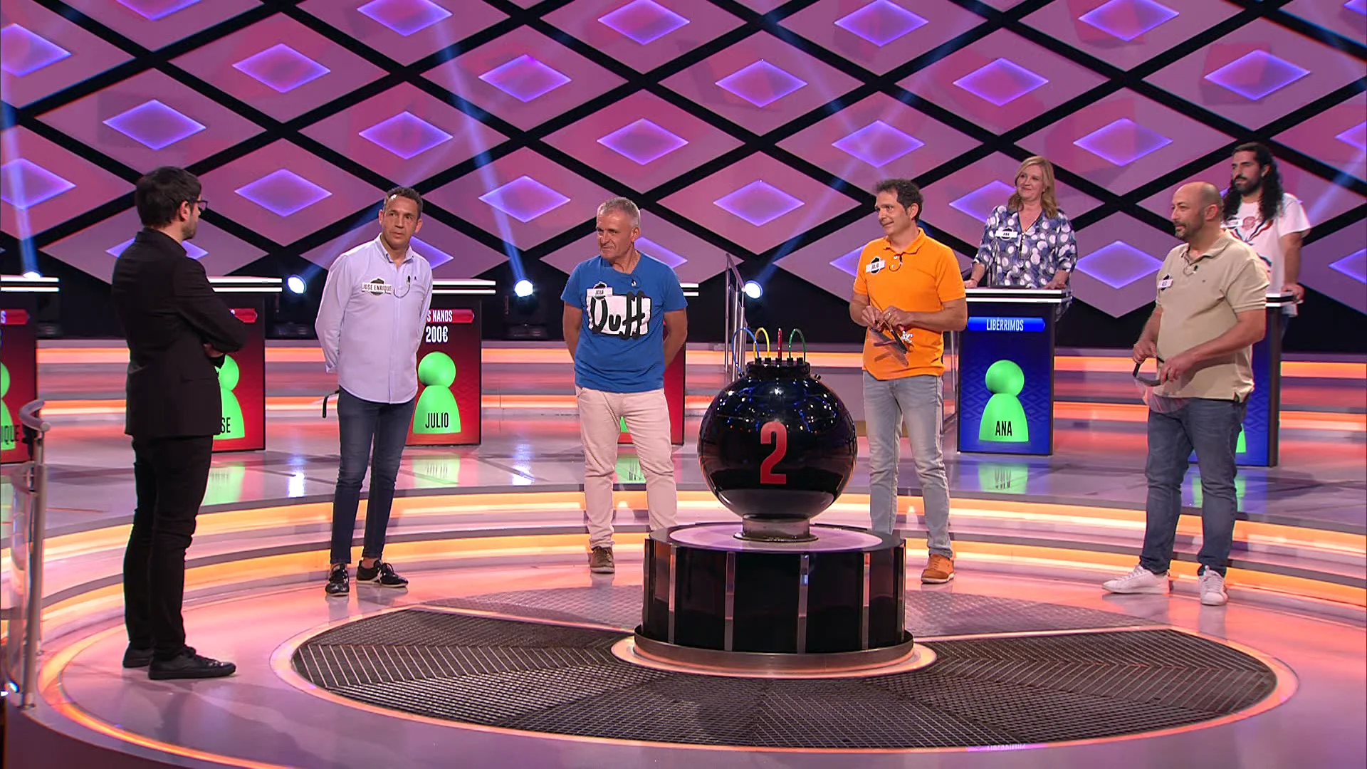 ‘Los Nanos’ sorprenden a Juanra Bonet con su idea si ganan el bote de ‘¡Boom!’: “Llevar la moto por los raíles es muy difícil” ‘Los Nanos’ sorprenden a Juanra Bonet con su idea si ganan el bote de ‘¡Boom!’: “Llevar la moto por los raíles es muy difícil”