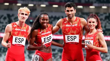El relevo 4x400 mixto español se queda fuera de la final por la polémica recalificación de USA y R. Dominicana El relevo 4x400 mixto español se queda fuera de la final por la polémica recalificación de USA y R. Dominicana