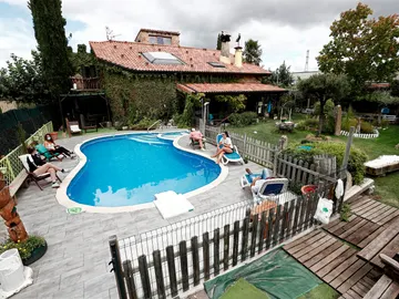 Las pernoctaciones extrahoteleras en junio se multiplican casi por 4 si se comparan con los datos de ese mes en 2020 Las pernoctaciones extrahoteleras en junio se multiplican casi por 4 si se comparan con los datos de ese mes en 2020