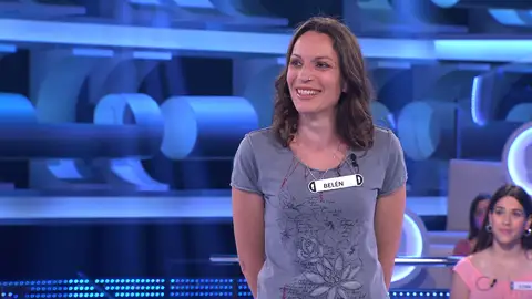 Una concursante, atónita ante la reacción del público al nombrar sus apellidos vascos '¡Ahora caigo'!