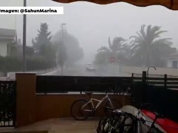 Los rayos caídos durante las tormentas en Cataluña ocasionan cuatro pequeños incendios forestales