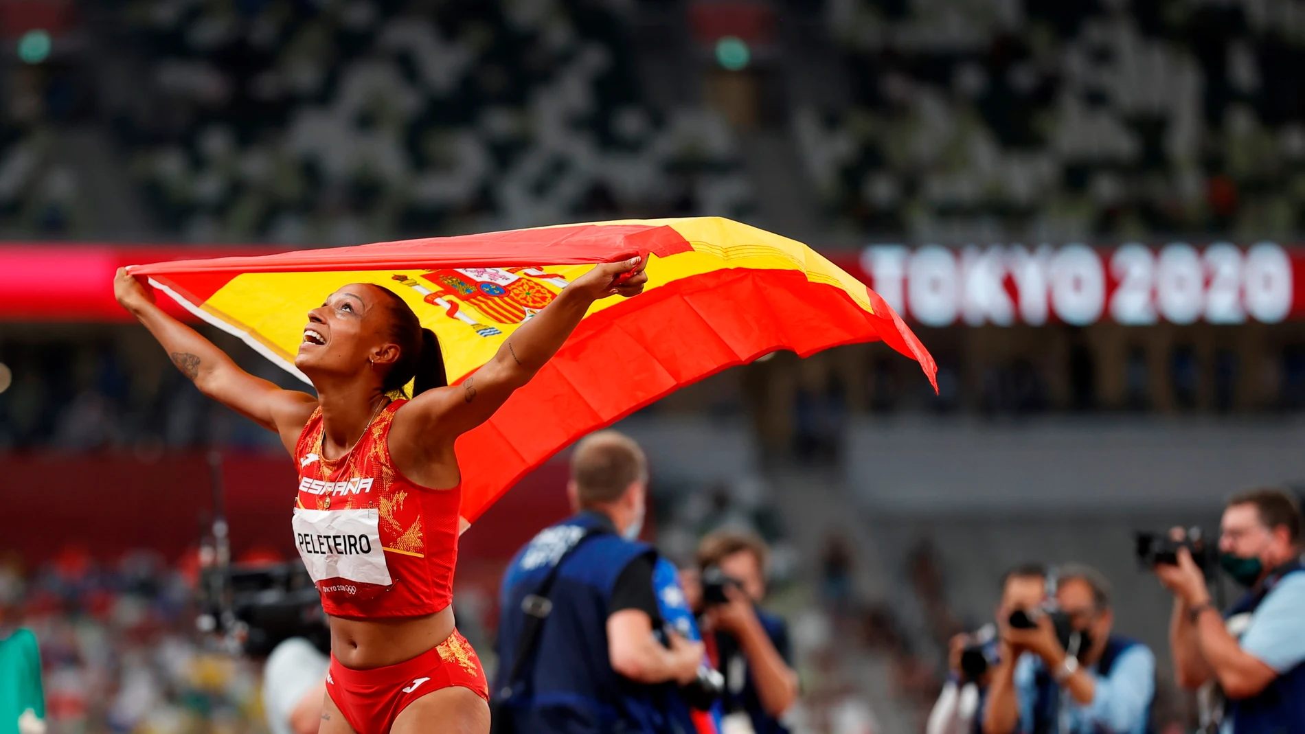 Ana Peleteiro se cuelga el bronce en triple salto y consigue el récord de España