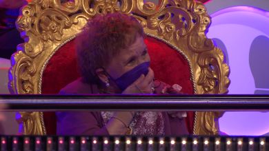 Imposible contener la emoción: Palmira rompe a llorar con un vídeo de sus mejores momentos en ‘¡Ahora caigo!’