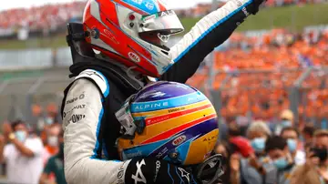Fernando Alonso, mejor piloto en el GP de Hungría: la lucha con Hamilton, la celebración con Ocon Fernando Alonso, mejor piloto en el GP de Hungría: la lucha con Hamilton, la celebración con Ocon