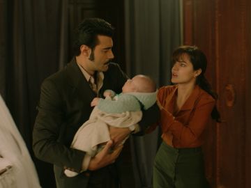 Demir se venga de Züleyha y la separa de su bebé